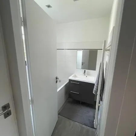 Maison En Centre De Avec Piscine *