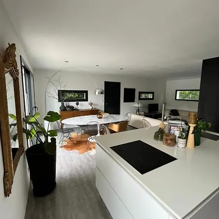 Maison En Centre De Avec Piscine Villa