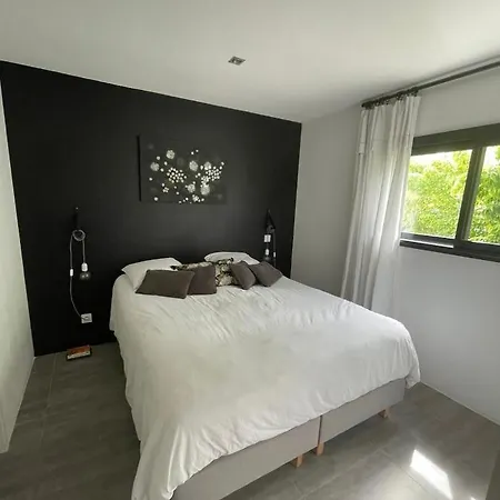 Villa Maison En Centre De Avec Piscine Nîmes